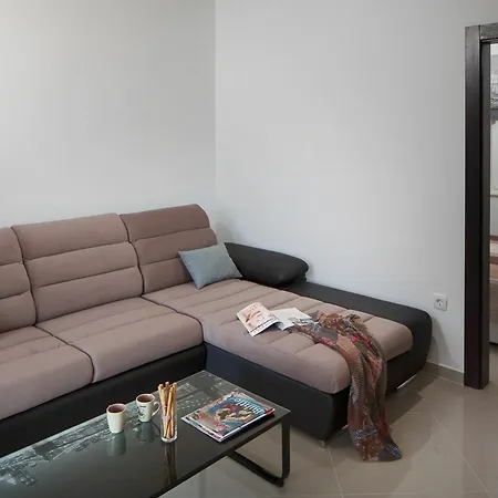 Vista Apartment *