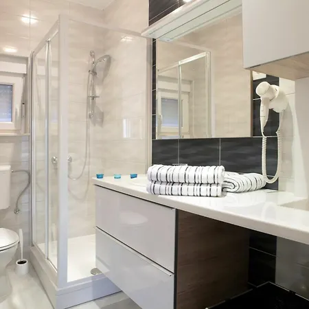 Vista Apartment Vir